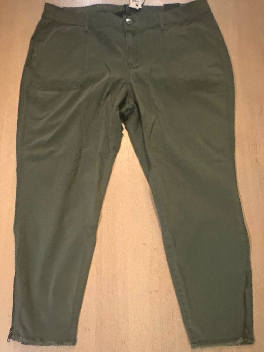 Women’s Lane Bryant Olive Green Casual Pants Size 24